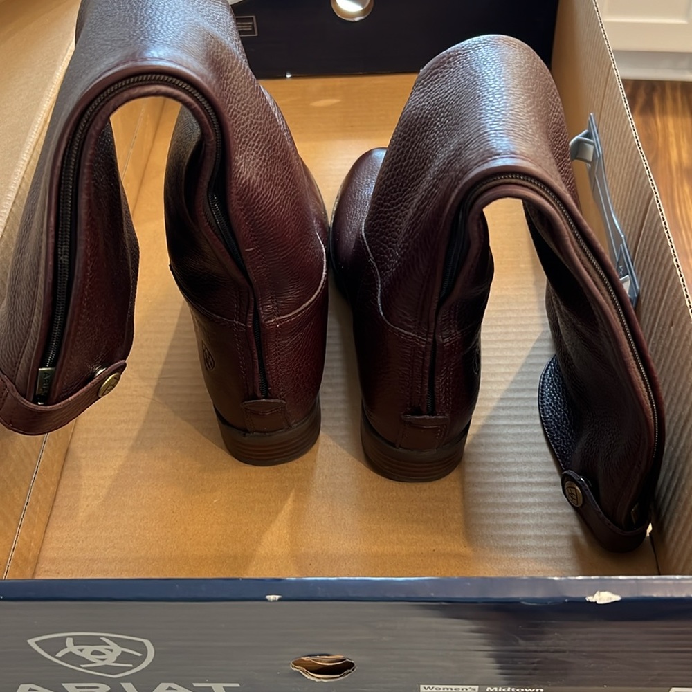 Ariat Leather Riding Boots - Picture 2 of 8